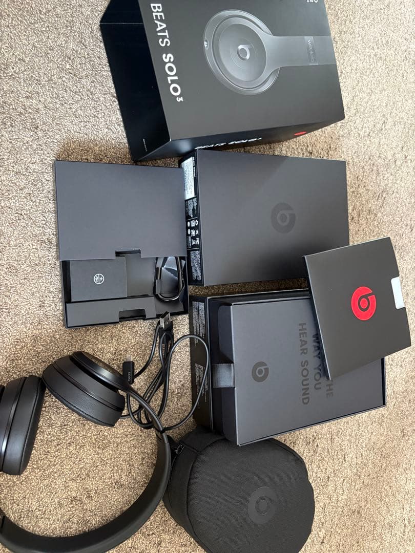 ころすけ ブルートゥースヘッドホン Beats Solo3 マットブラック