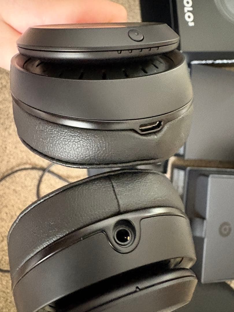 ころすけ ブルートゥースヘッドホン Beats Solo3 マットブラック