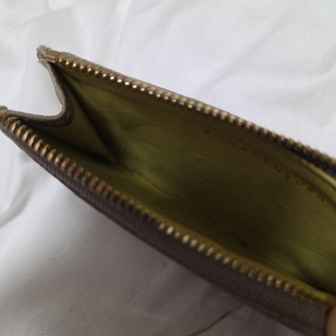 ボナベンチュラ ミニジップウォレット シュリンクレザー グレージュ x イエロー