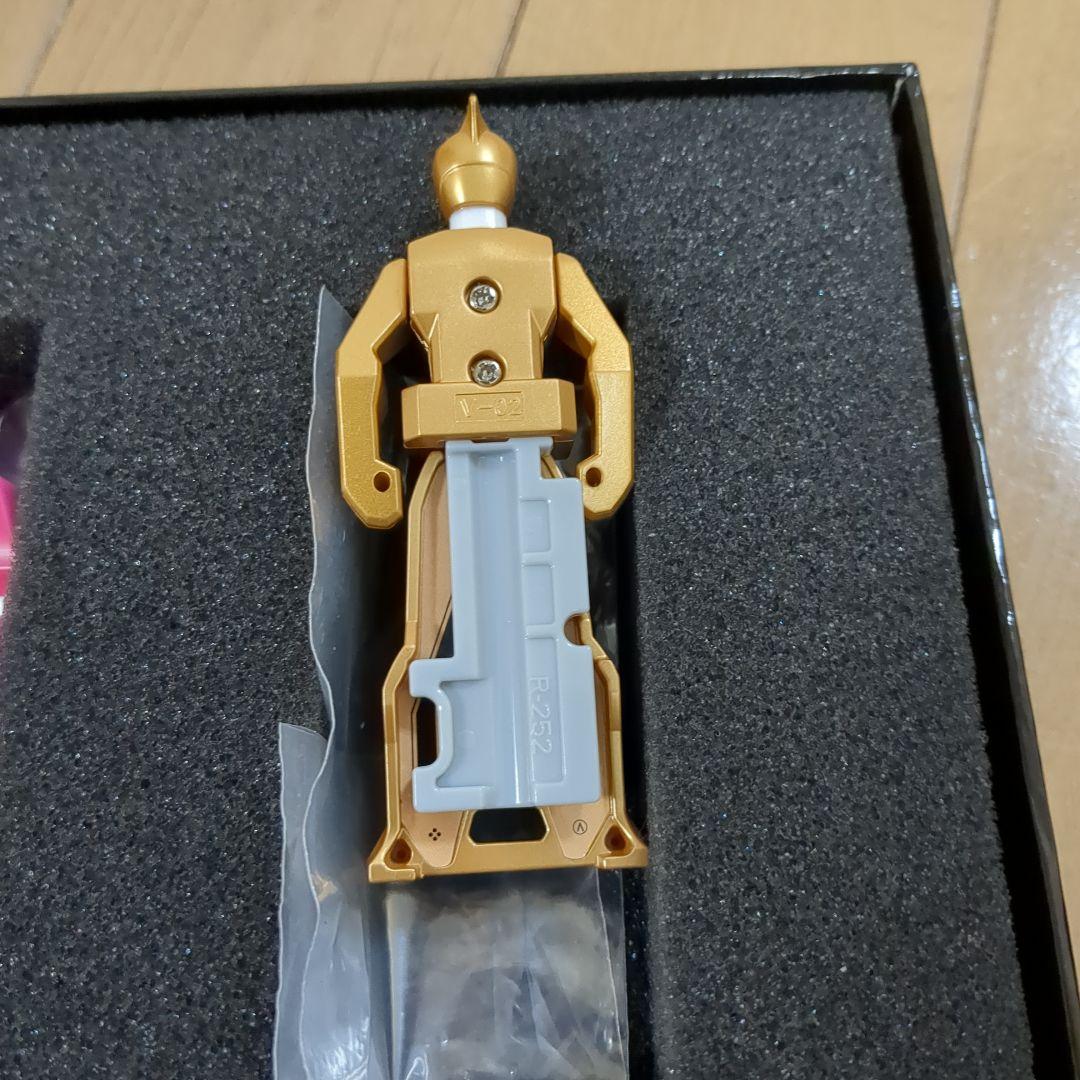 レンジャーキー　キョウリュウゴールド　シルバー　音声デバイス　プレミアムバンダイ