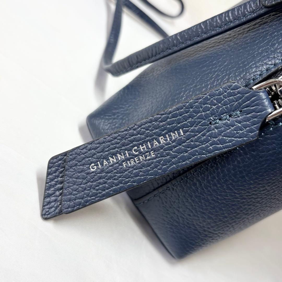 【未使用】　ジャンニキャリーニ　アリファM 2way ショルダーバッグ　ネイビー