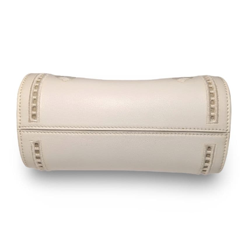 【極美品】TOD'Sトッズ Tタイムレス　アイボリー レザー ショルダーバッグ