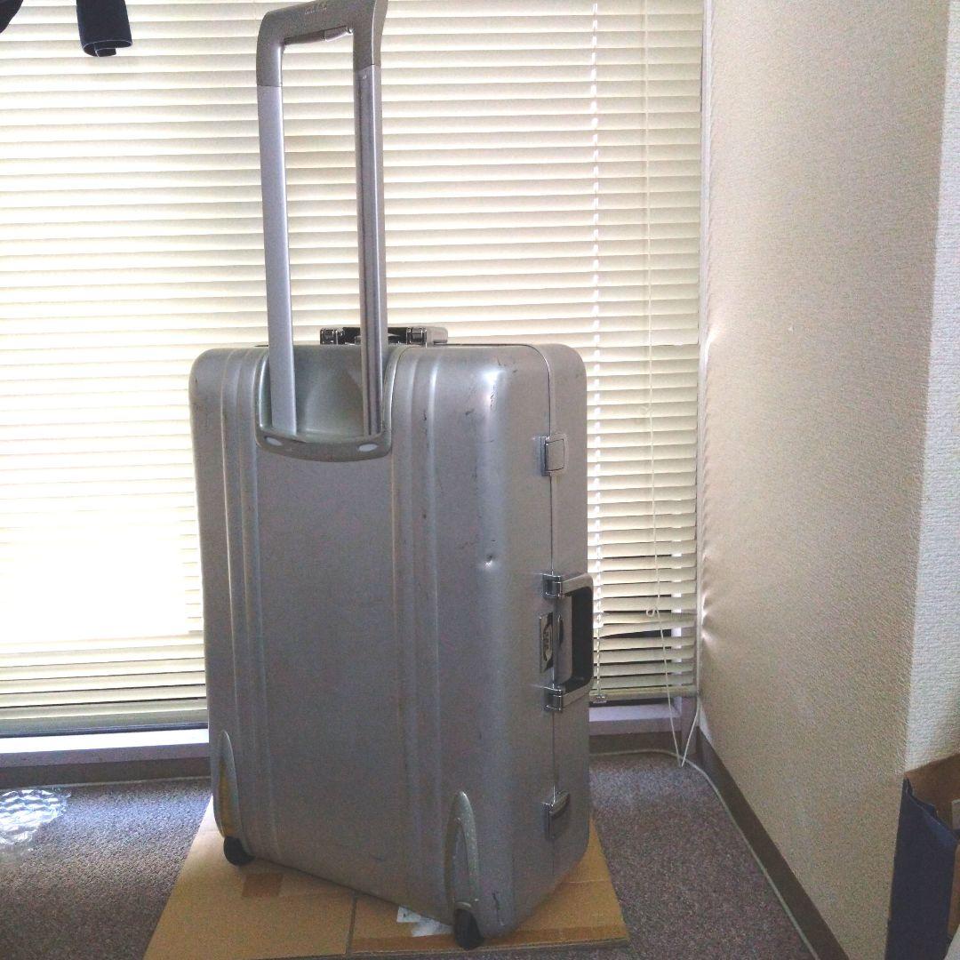 ゼロハリバートン 2輪スーツケース ゼローラーZR26 実用品