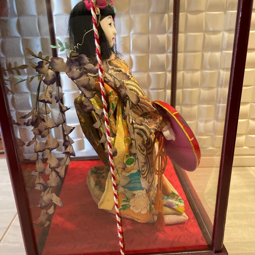 【至極特級呪物】市松人形 伝統的な日本人形 ガラスケース付き