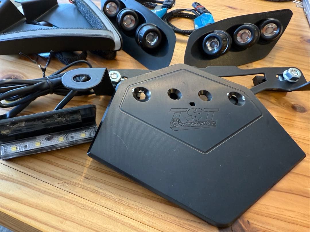 BMW S1000RR フェンダーレス　LEDウィンカー セット