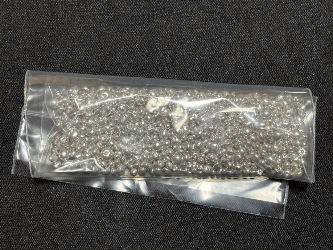 【純銀製】純銀杯+笹吹き銀。総重量67.8g！Sv1000 純銀！盃に刻印有り！