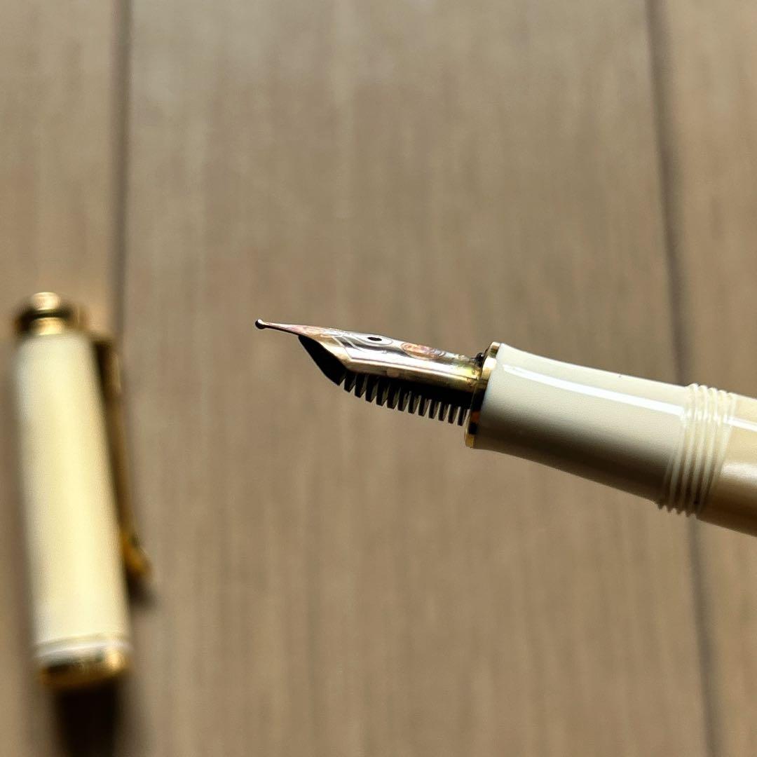 ペリカン万年筆 M320 パール EF 2011年特別生産品