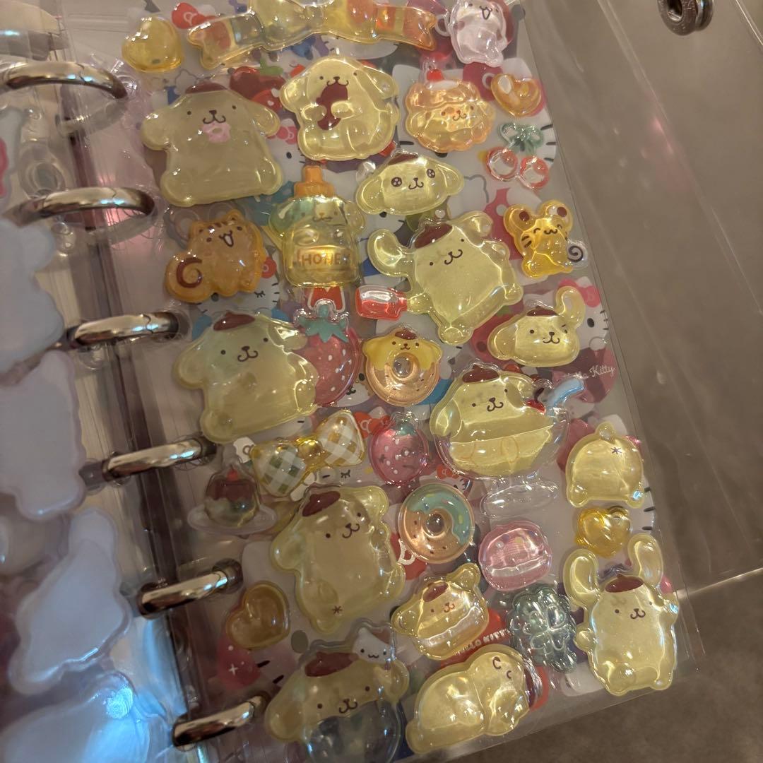 国内正規品のみ☺︎サンリオシール帳完成品