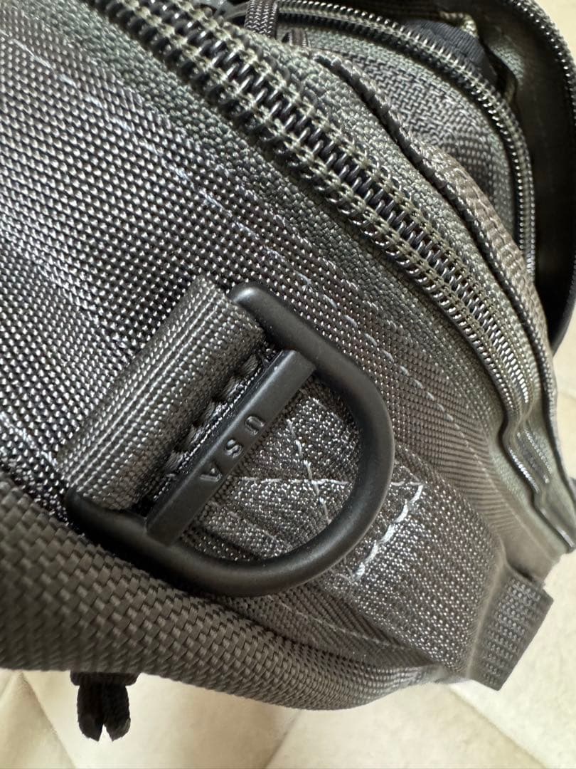 BRIEFING×TOMORROWLAND NEOTRINITY LINER値下