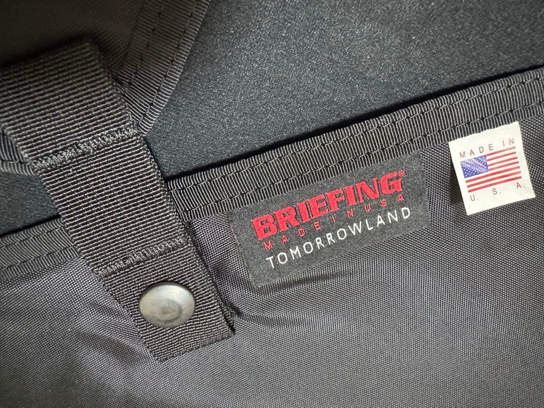 BRIEFING×TOMORROWLAND NEOTRINITY LINER値下