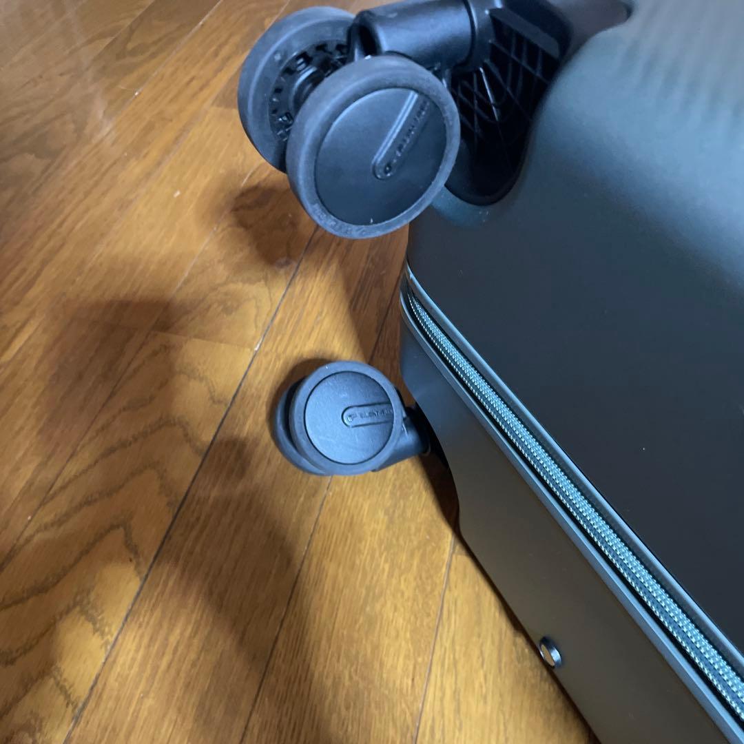 オルティモ　ロジェール　コルストーン