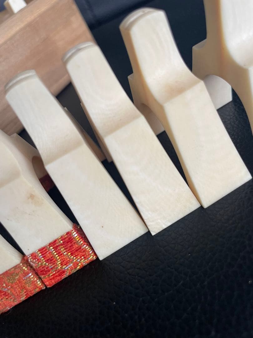 山口酉美(自己紹介欄必読)様せんよ高級琴柱 箏 14個 総重量：186g 弦楽器