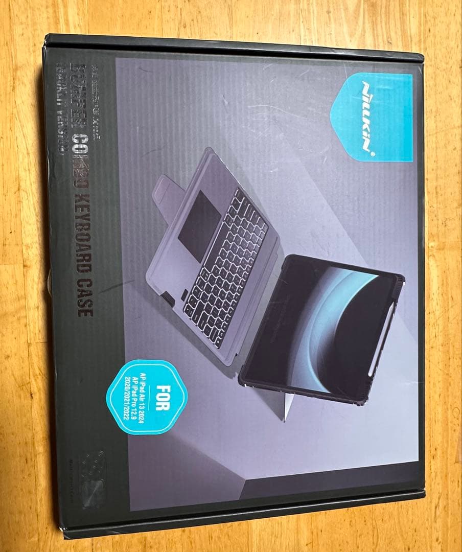 NILLKIN iPadM2 13インチ用 BTキーボードトラックパッド付き中古