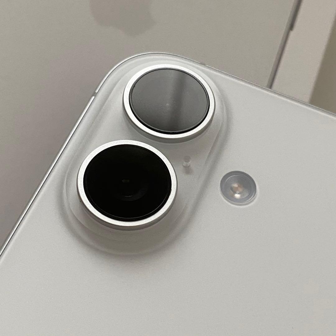 iPhone16 128GB ホワイト　本体