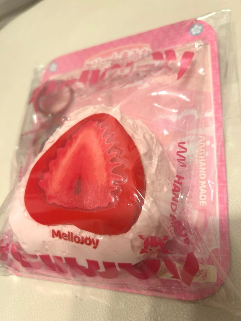 新品未使用Mellojoy スクイーズ クリームまみれ大福 いちご