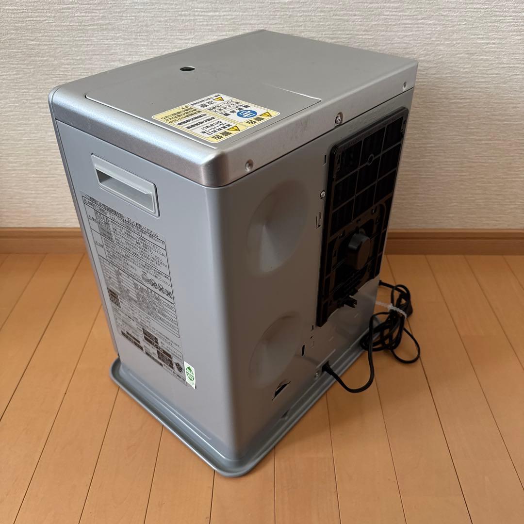 トヨトミ 石油ファンヒーター LC-320 2019年製