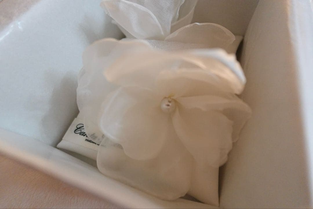 カンタベッラ　ヘッドフラワー　シルク100%