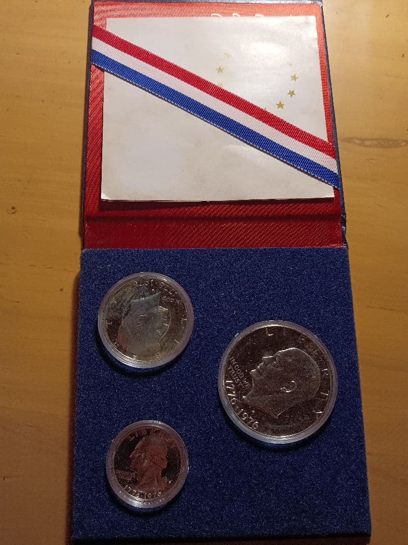 1976年 アメリカ建国200年記念 銀貨プルーフセットケース付き 銀0.400
