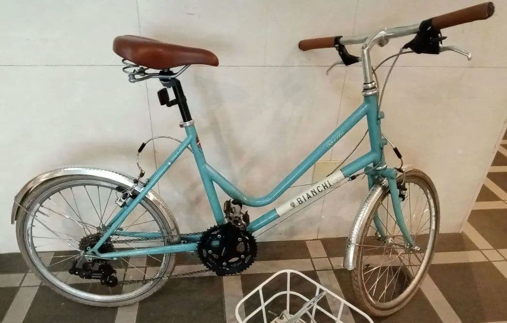 Bianchi Merlo ビアンキ メルロー ミニベロ20インチ 多少調整必要