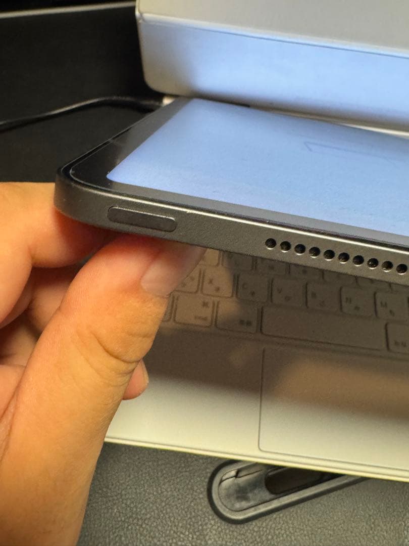 iPad Pro 12.9インチ 第5世代 256GB セルラーキーボードセット