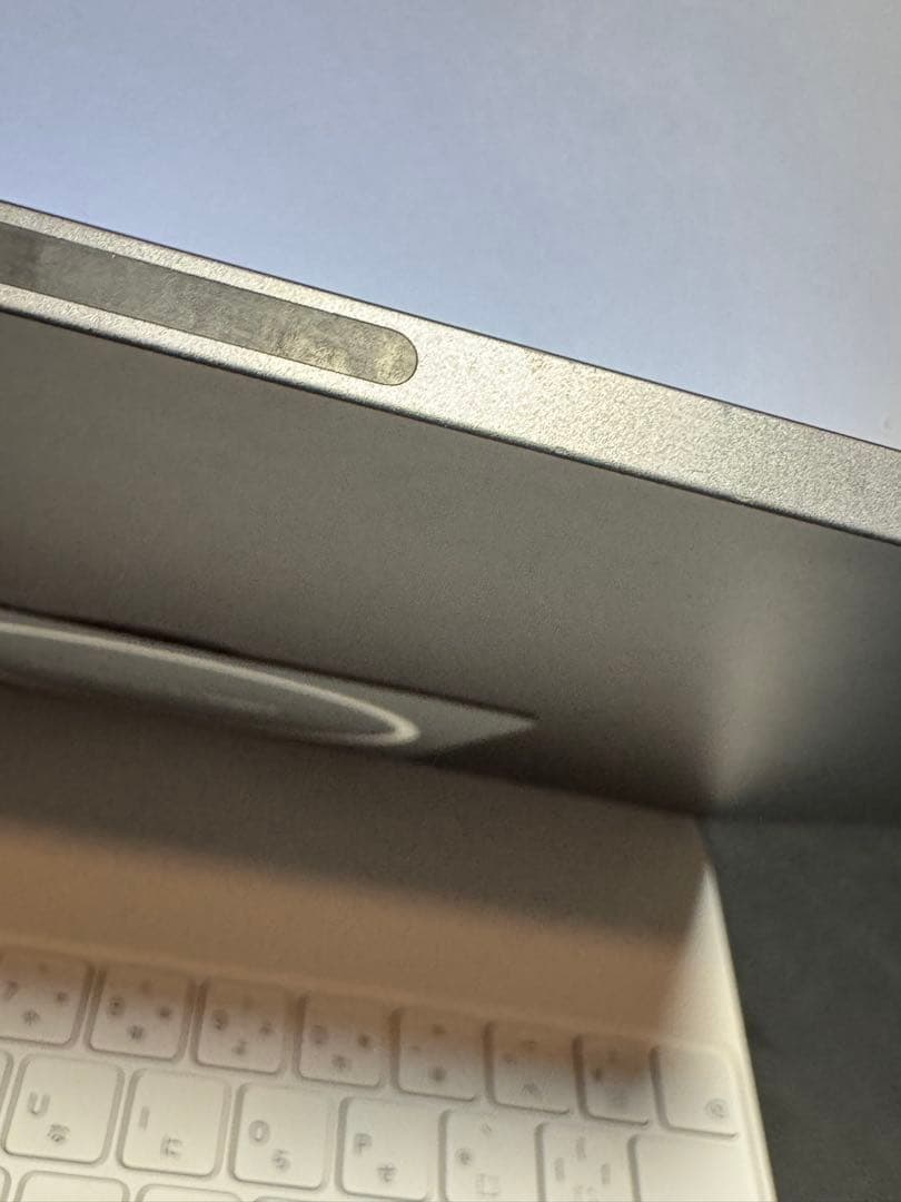 iPad Pro 12.9インチ 第5世代 256GB セルラーキーボードセット