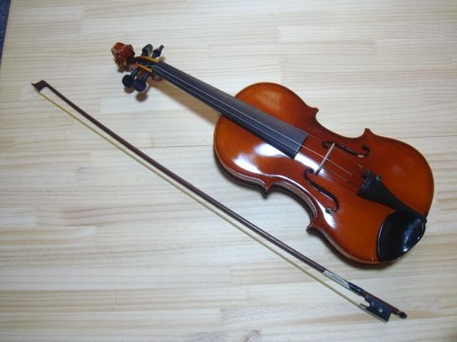Terao　バイオリン　ZEN-ON　TALENT　4/4　弓・ケースあり