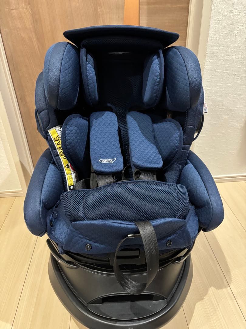 アップリカ フラディアグロウ ISOFIX プレミアム360°セーフティ　清掃済