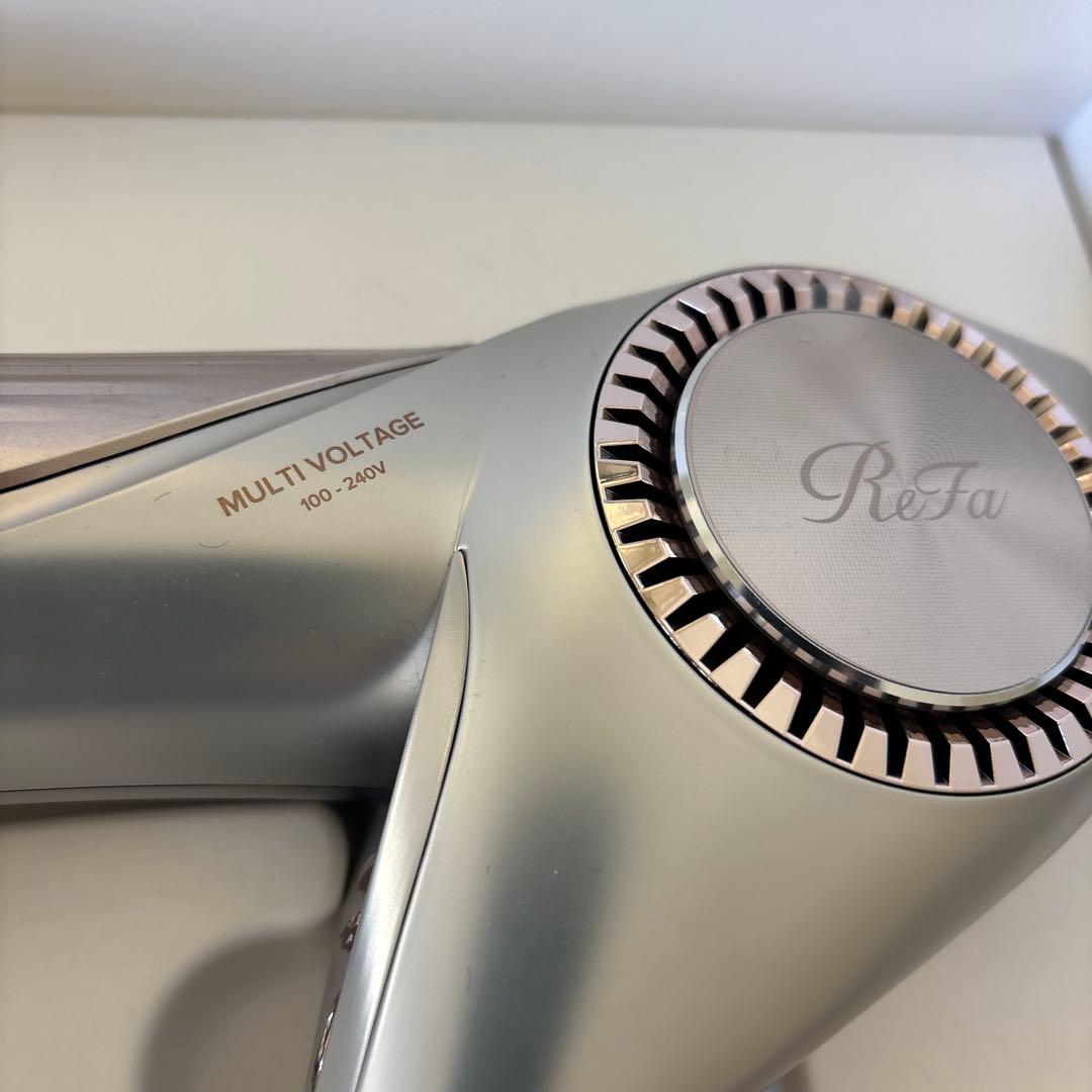 ReFa ヘアドライヤー ＢＸW シャンパンクレージュ海外でも使えます
