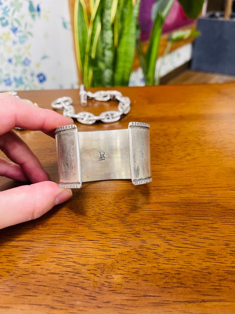 唯一無二 インディアンジュエリー ナバホ族 バングル ブレスレット シルバー