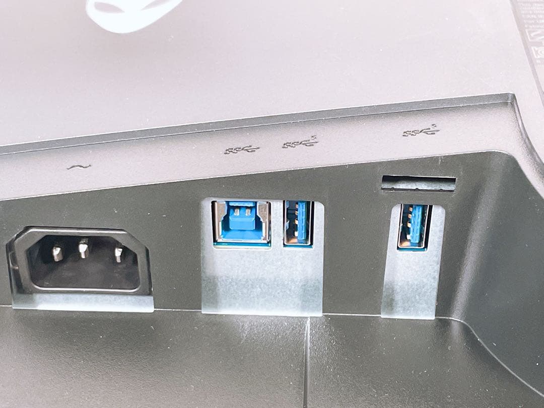 Dell 有機EL ゲーミングモニター ALIENWARE AW2725DF