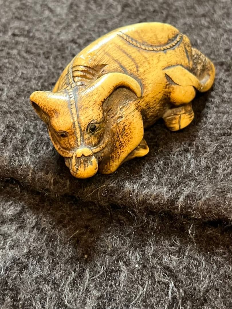 アンティーク 水牛の根付け　骨董