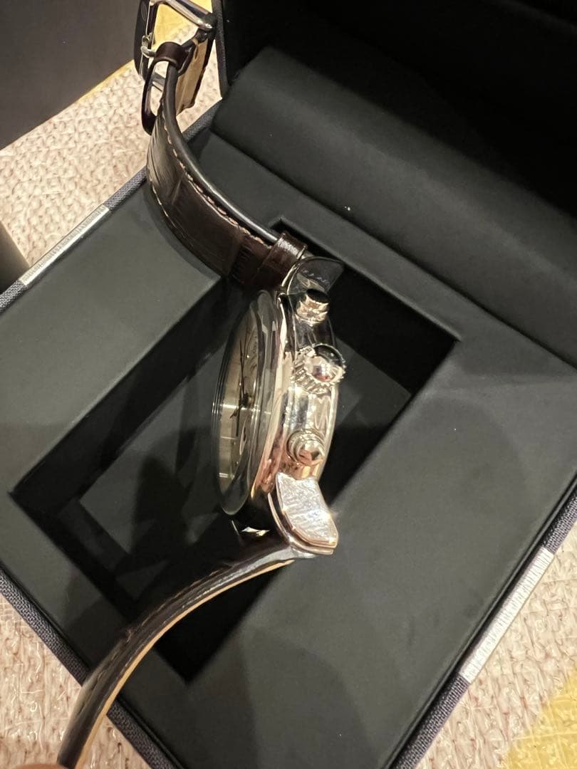 ZEPPELIN 100周年記念シリーズクロノグラフアラーム　7680-1N