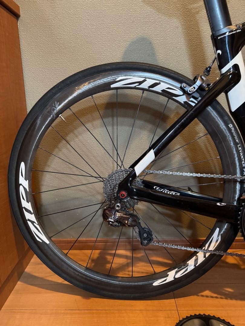 Wieler cento 1 air フレームセットとdi2