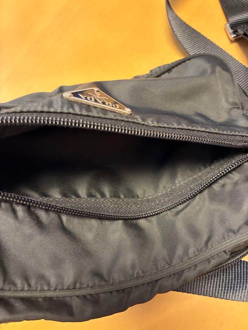 訳あり　PRADA ショルダーバッグ