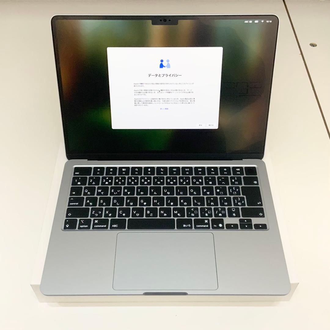 【新品】Apple MacBook air 2025 シルバー　M4チップ