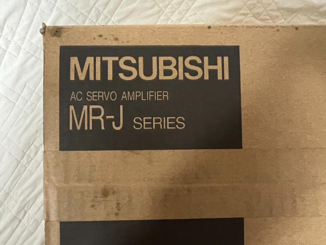 値引き【新品未開封】三菱電機　サーボアンプ　MR-J2S-700A