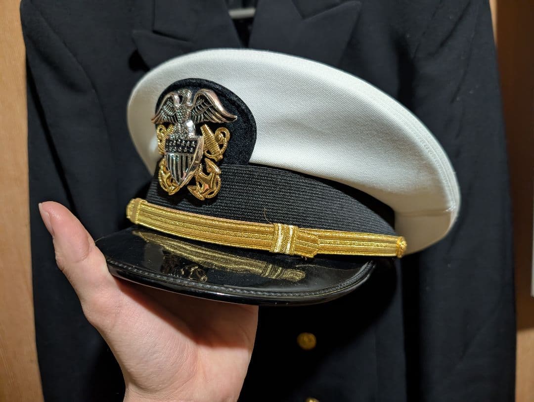 アメリカ海軍制服と制帽