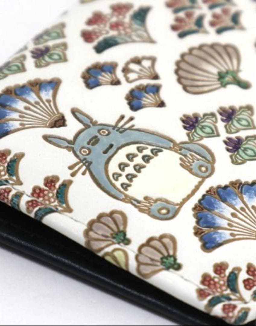 新品未使用品【文庫屋大関】となりのトトロ パスカードホルダー