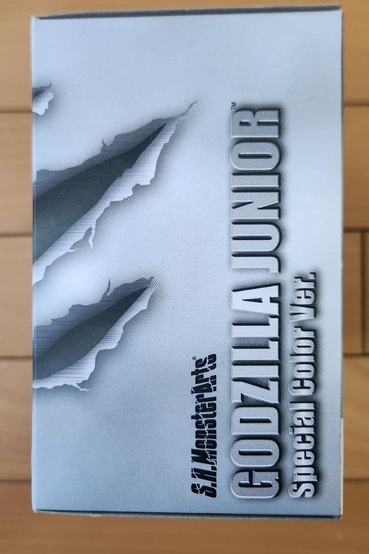 S.H.MonsterArts ゴジラジュニア Special Color V…