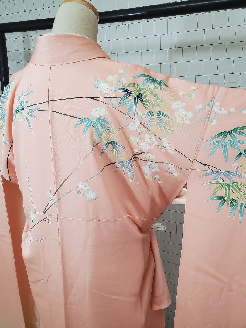 685ー72番　在庫処分　着物　正絹　振袖　成人式　手描き　京友禅染め　在庫処分