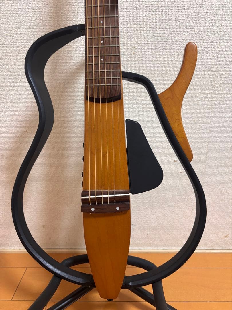 ヤマハ　サイレントギター　SLG110S