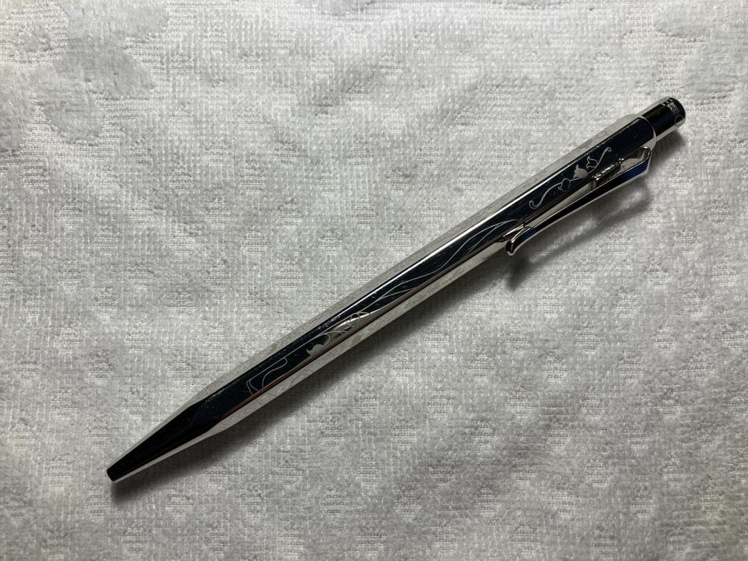 CARAN D'ACHE（カランダッシュ）ボールペン エクリドール スズラン