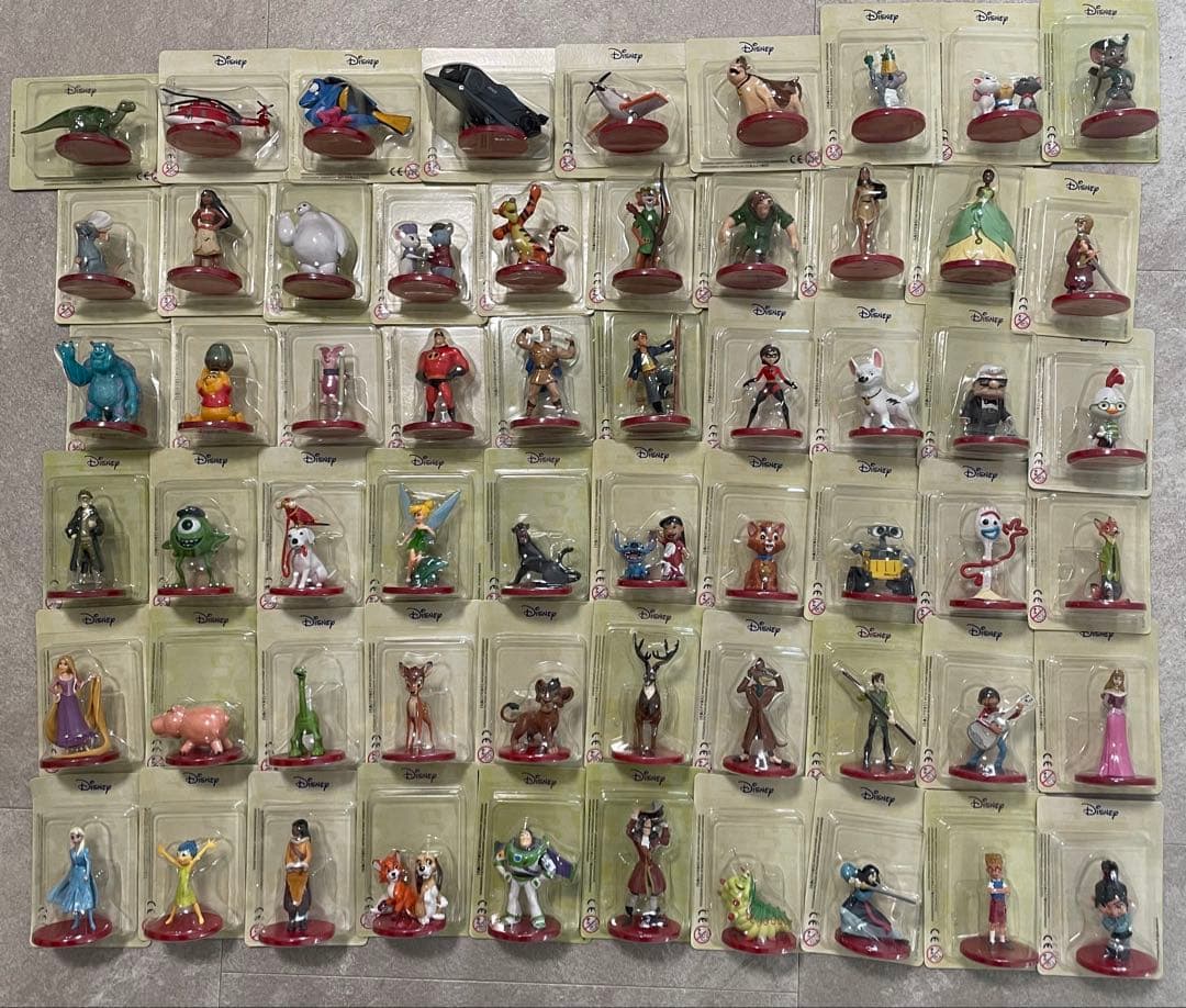 定価13万　ディズニーマジカルオーディオえほん全80巻　フィギュア