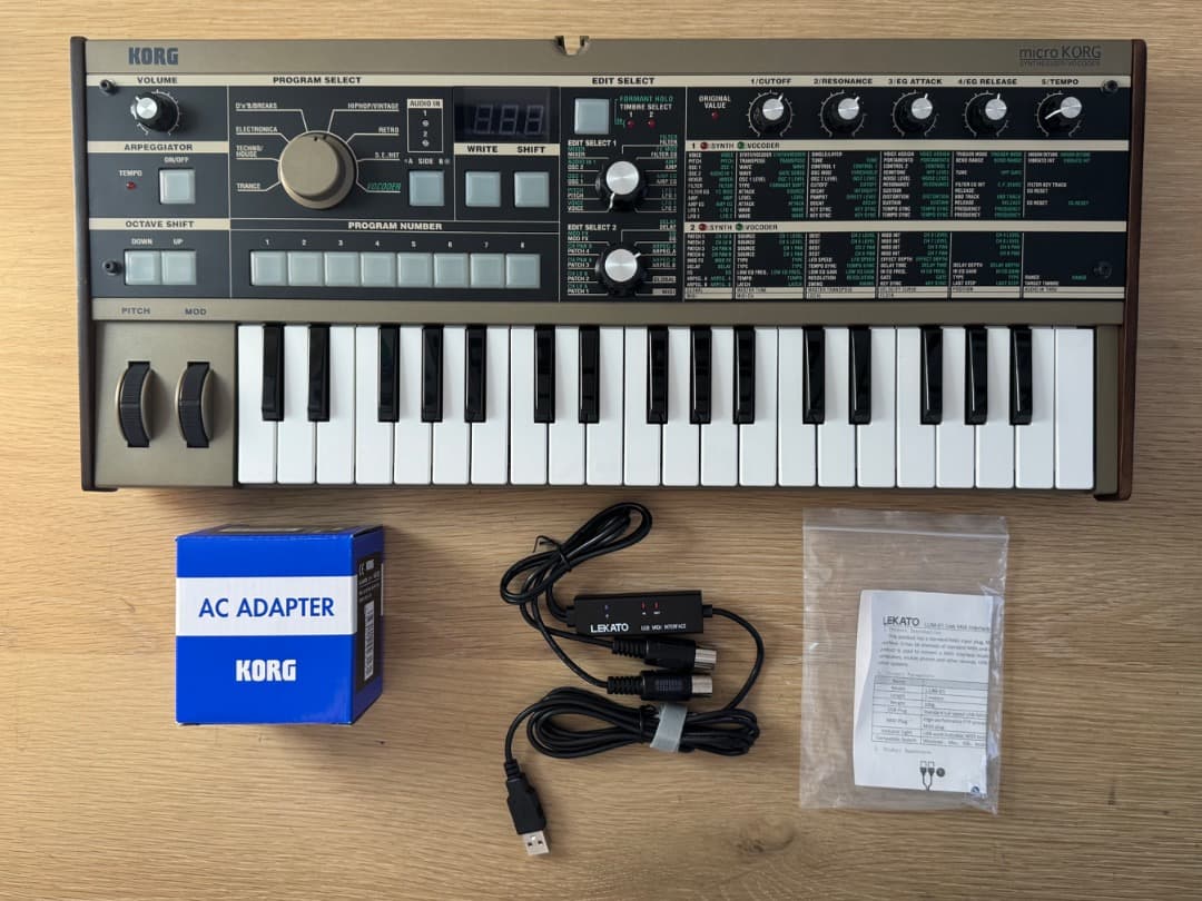 KORG microKORG シンセサイザー