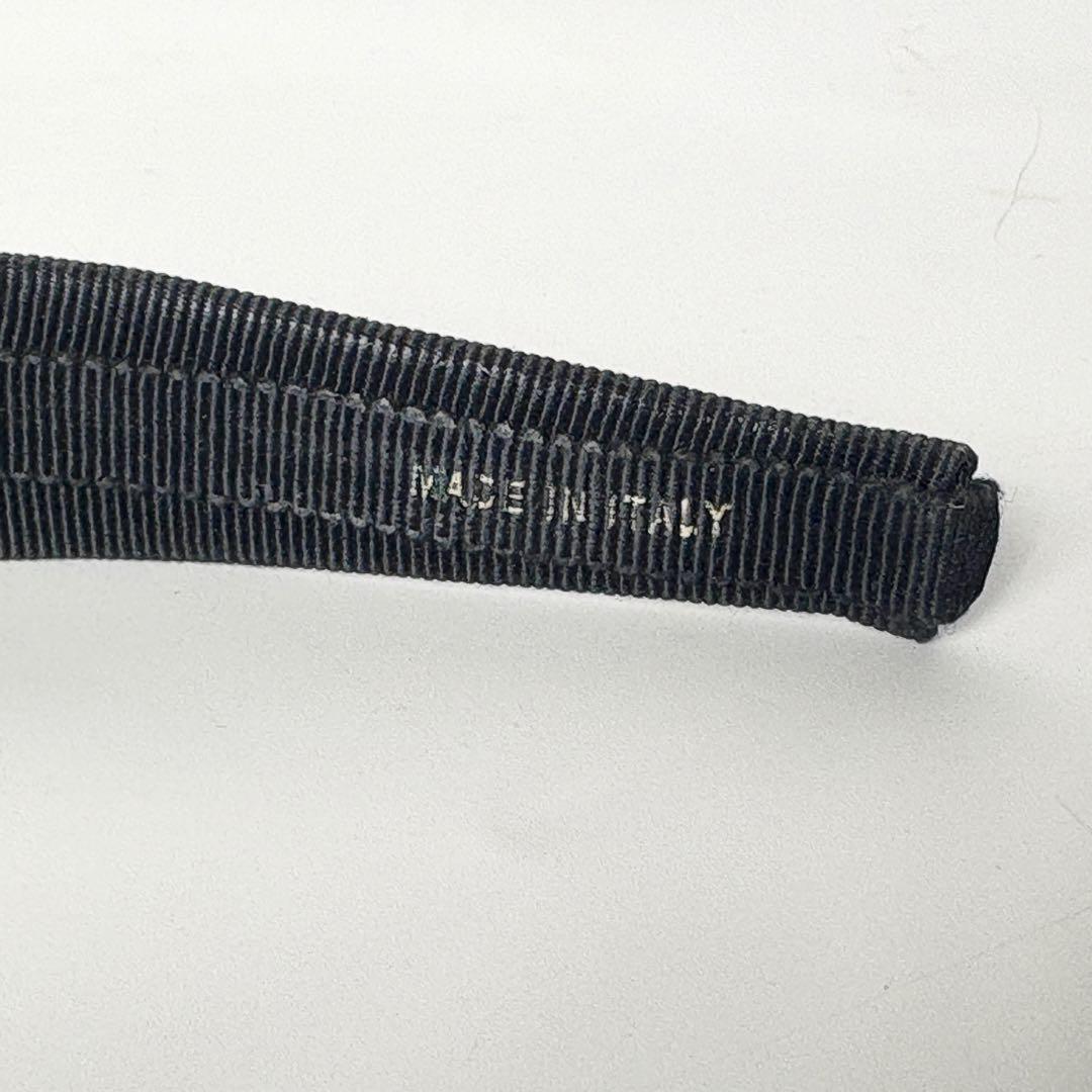 サルヴァトーレフェラガモ　ブラック　ヴァラ　カチューシャラインストーンビジュー.