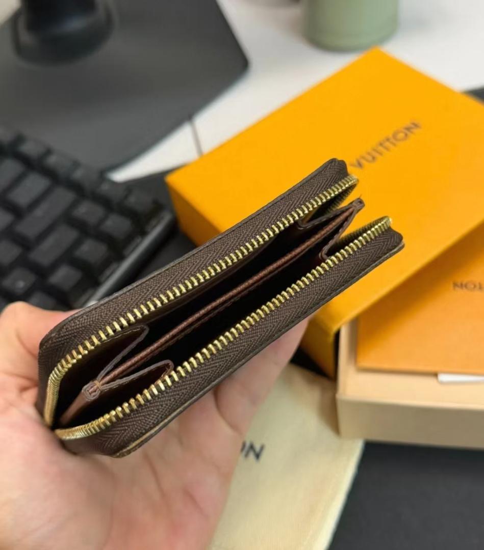 モノグラム　パース　財布　小銭入れ　M60067