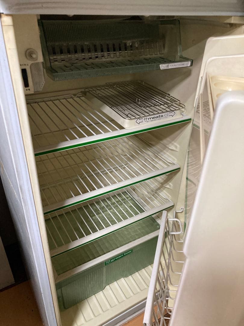 昭和レトロ品　三菱冷蔵庫　【アンティーク】【ジャンク】