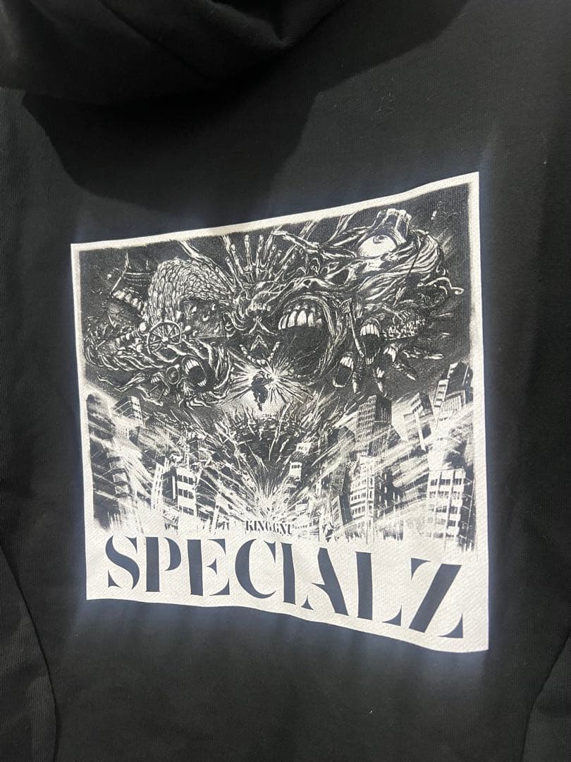 美品✩︎ King Gnu SPECIALZ グラフィックパーカー 黒　L