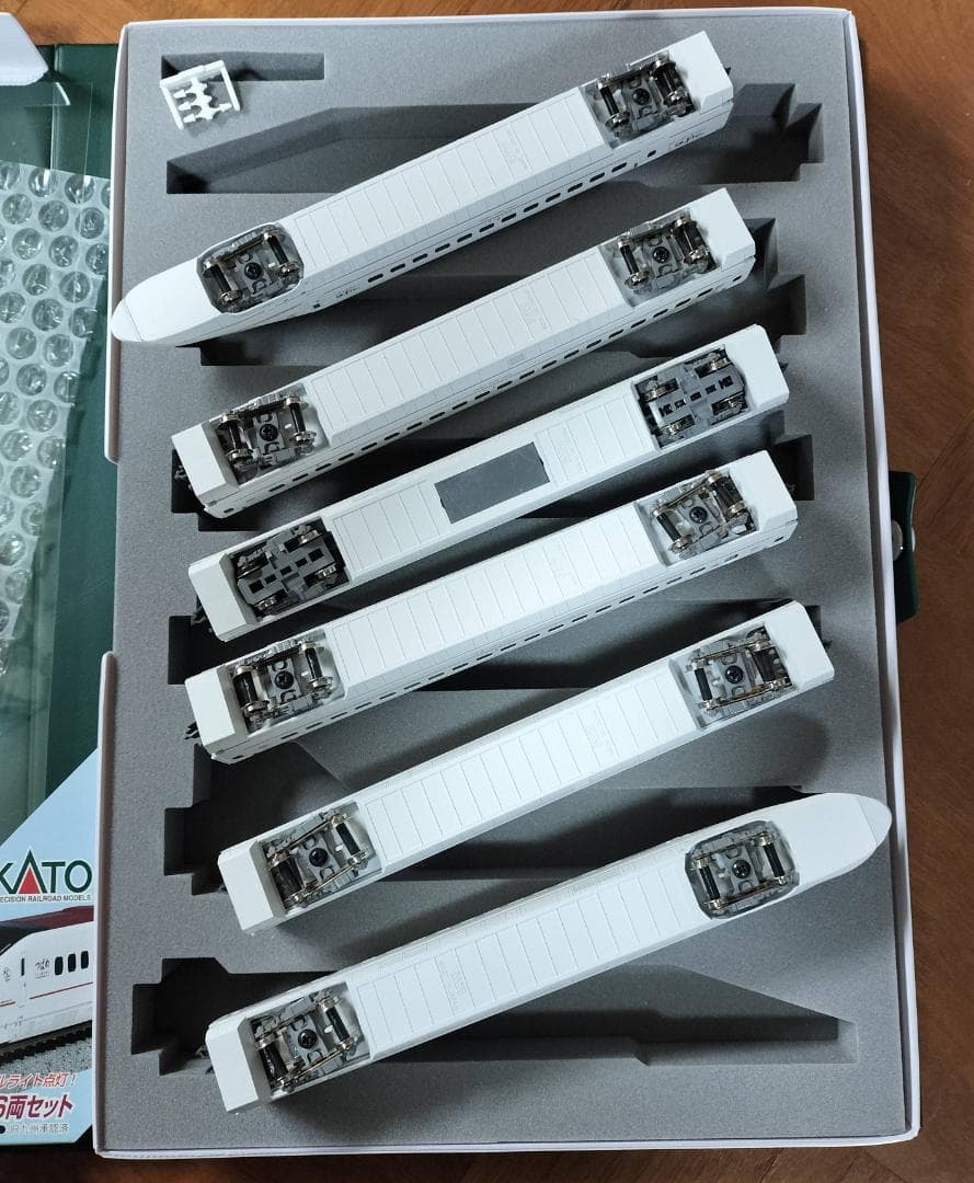 26　Nゲージ 九州新幹線800系つばめ　6両セット　室内灯付　【即購入可】