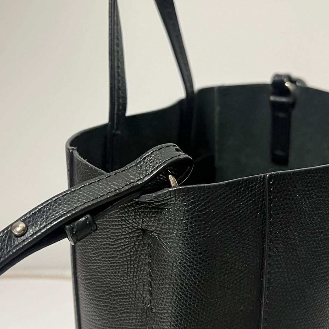 ✨未使用に近い✨　 CELINE バーティカルカバ　黒　バッグ　ハンド